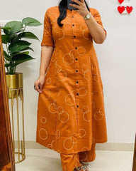 Trisha๐