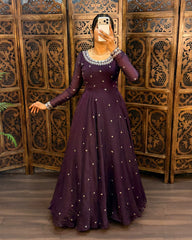 Venila gown