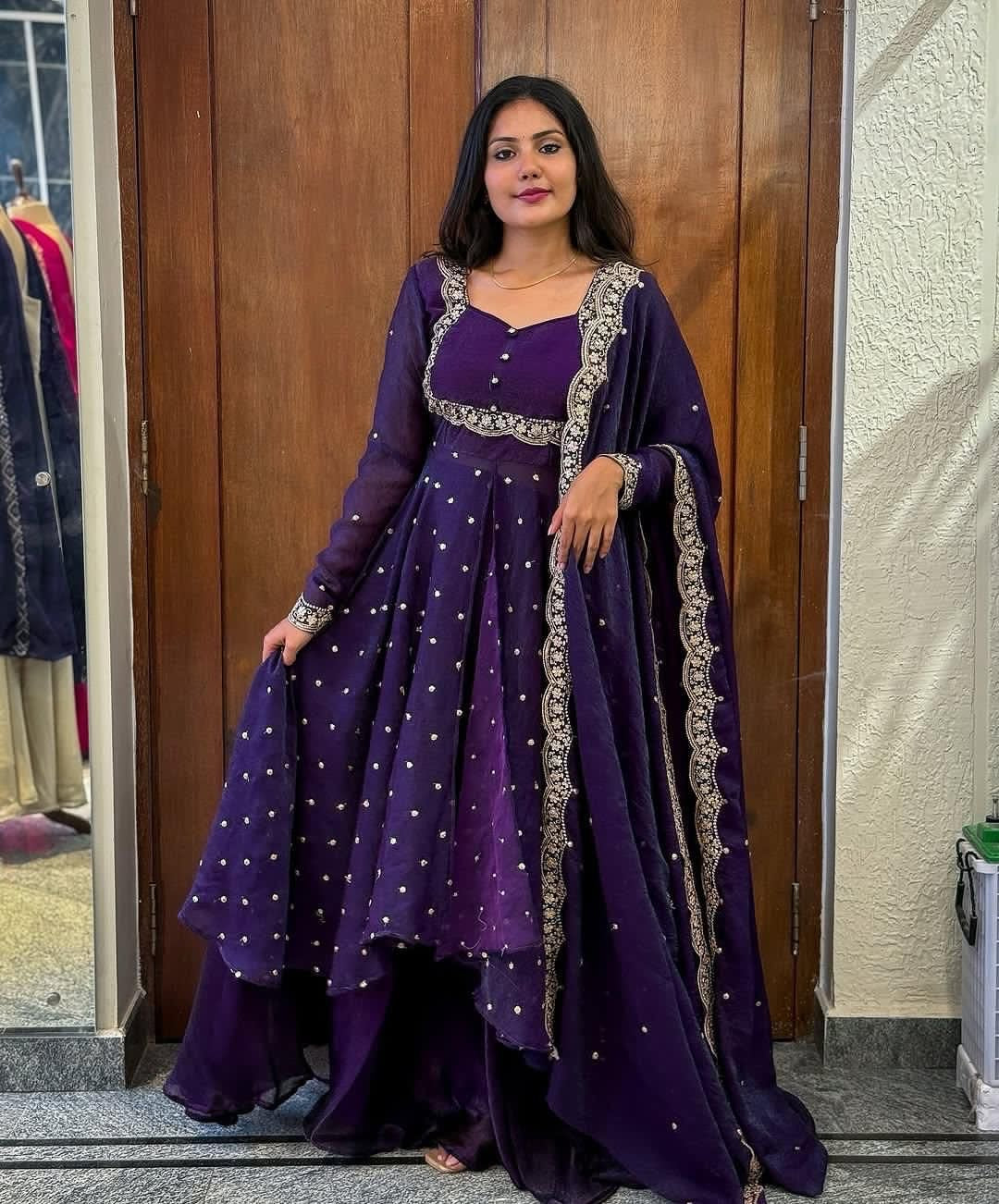 SUNDARI✨🥰