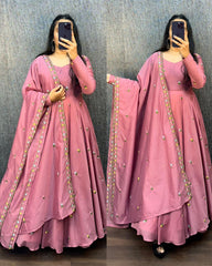 VRINDA🌈🎀