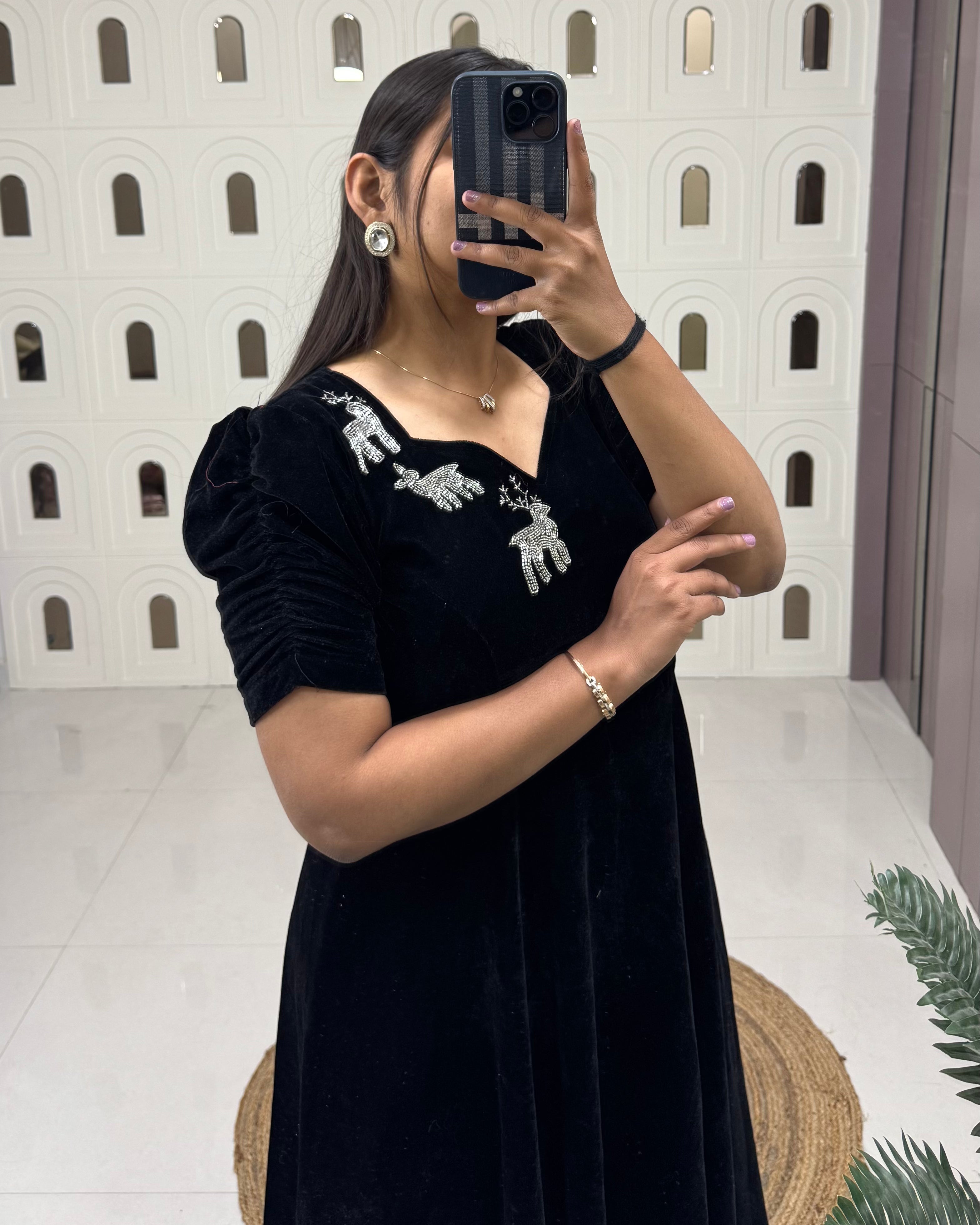 VELVET-DEER🦌