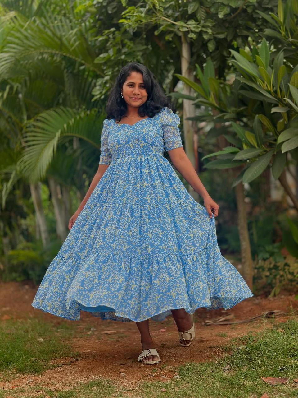 RIYA🌸